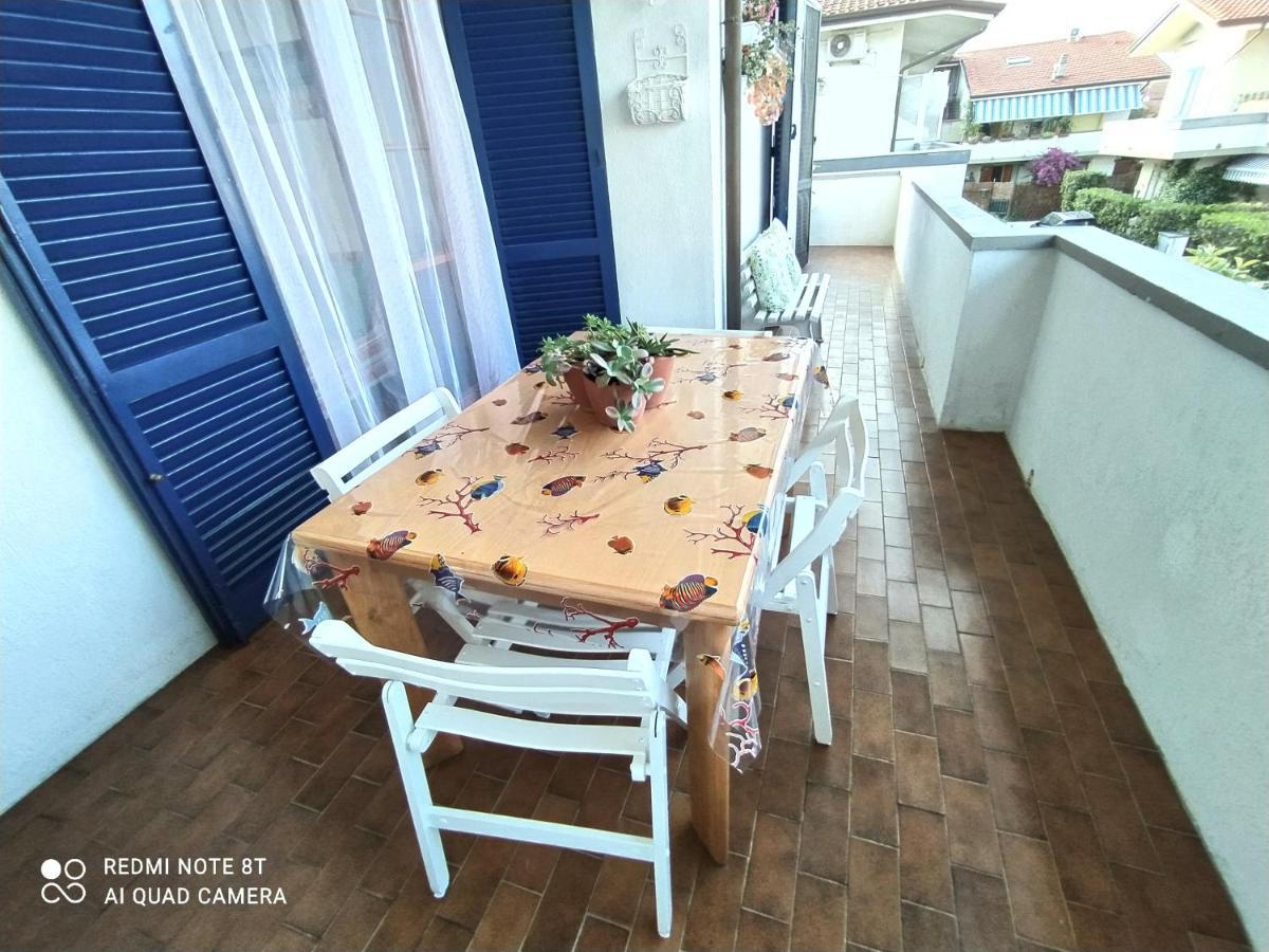 Tra Puccini Ed Il Mare Apartman Torre del Lago Puccini Kültér fotó