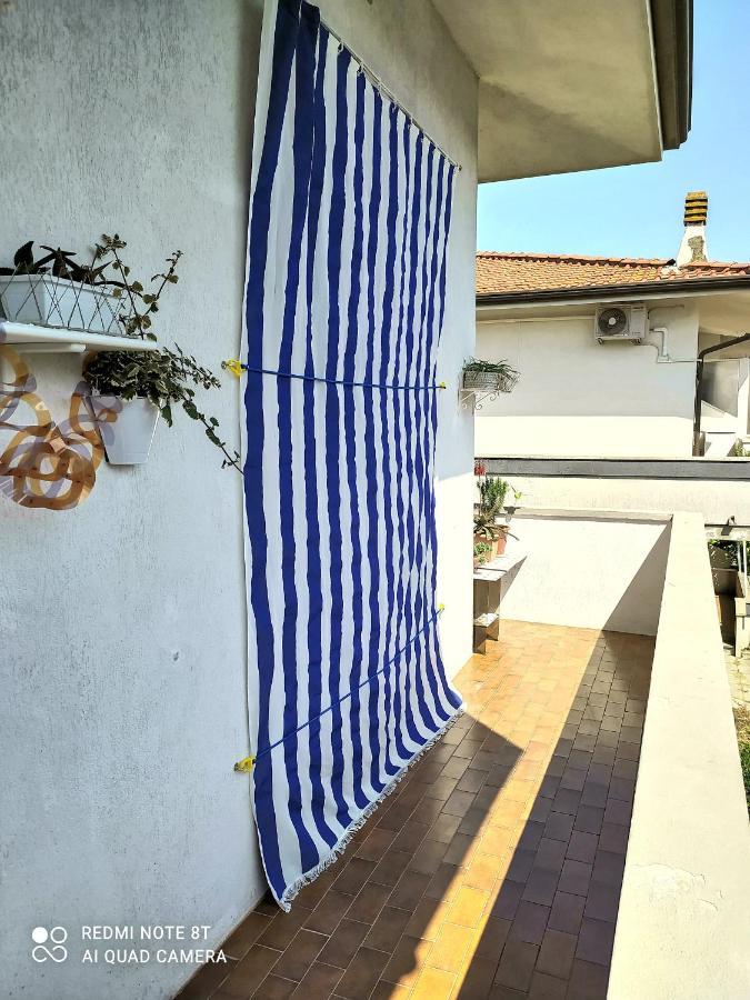 Tra Puccini Ed Il Mare Apartman Torre del Lago Puccini Kültér fotó