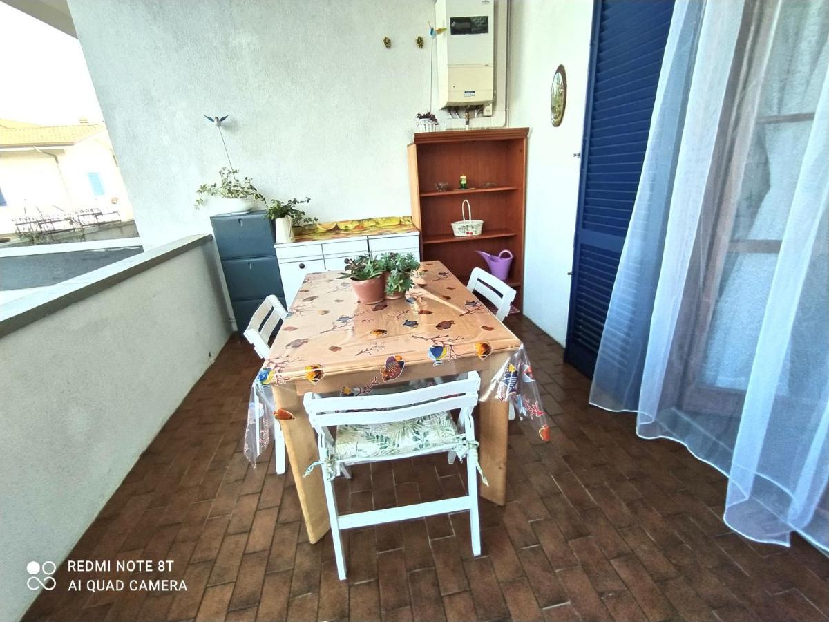 Tra Puccini Ed Il Mare Apartman Torre del Lago Puccini Kültér fotó